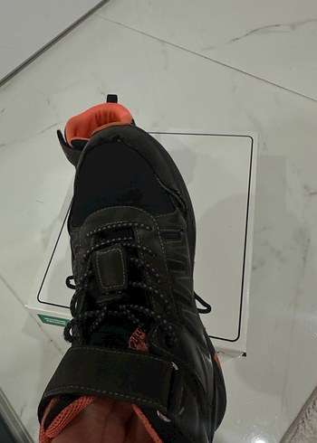 Erkek çocuk bot - Görsel 5