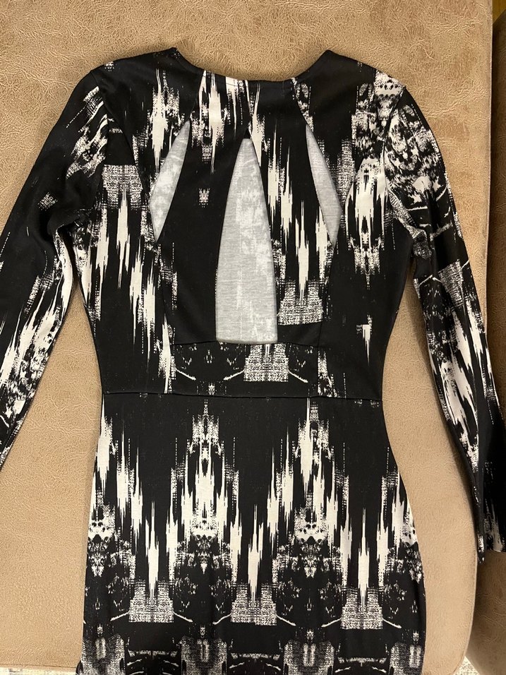 H&M Sırt Dekolteli Elbise - Görsel 2