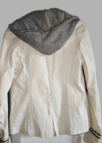 Düğmeli Beyaz Kadın Ceket - Görsel 6