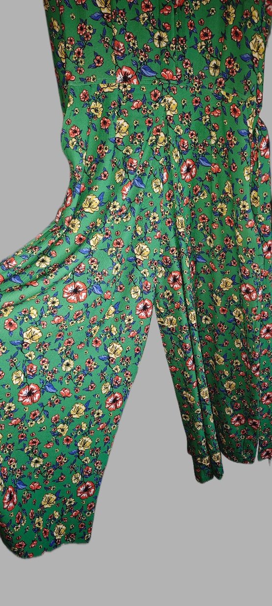 Çiçek Desenli Tulum - Görsel 4