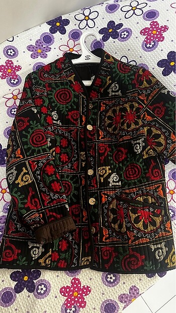 Diğer Kırmızı desenli etnik motifli vintage ceket mont