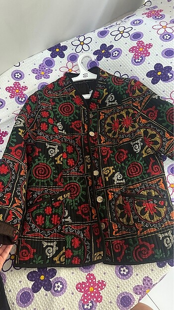 s Beden Kırmızı desenli etnik motifli vintage ceket mont