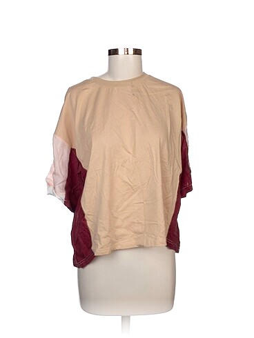 ipekyol T-shirt %70 İndirimli.