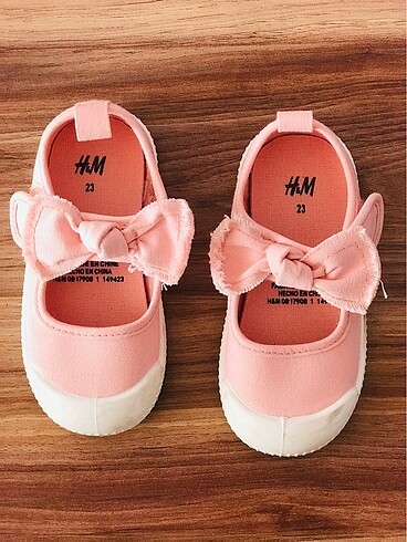 H&M marka 23 numara sandalet