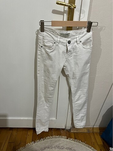 36 Beden beyaz Renk Pantolon