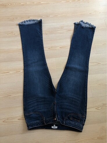 Twist jean