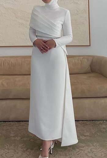Nişan elbisesi