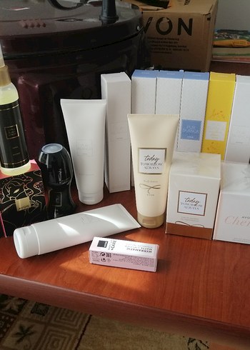 Avon Today Kadın Parfüm ve Bakım Seti