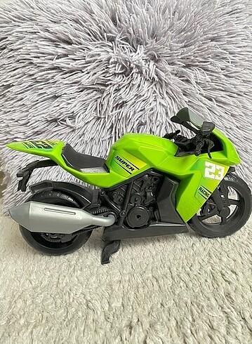 Oyuncak motor