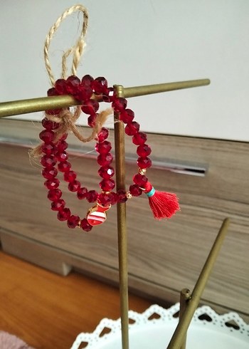 Püsküllü Kırmızı Bohem Bileklik - Görsel 5