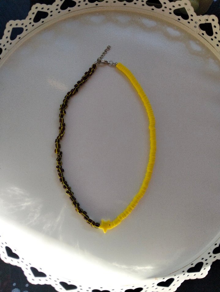 Sarı Yıldız Detaylı Elastik Kadın El Zinciri - Görsel 2