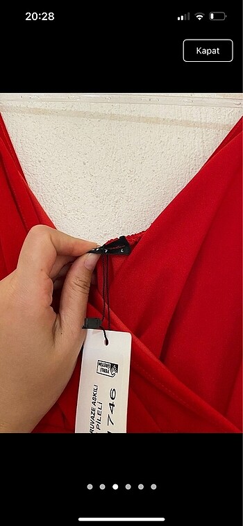 s Beden Kırmızı kruvaze yaka elbise