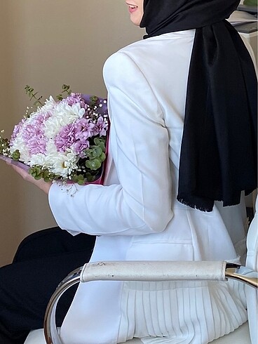 s Beden beyaz Renk İpekyol pile detay beyaz blazer ceket