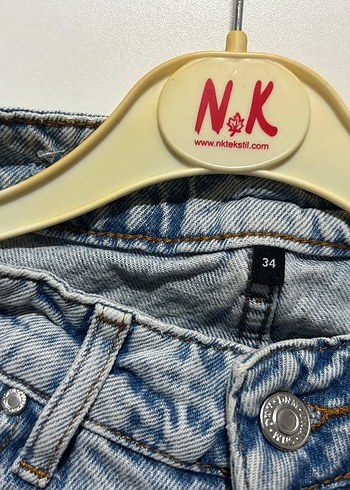 Mavi Kadın Mini Denim Şort Rahat Kesim - Görsel 2