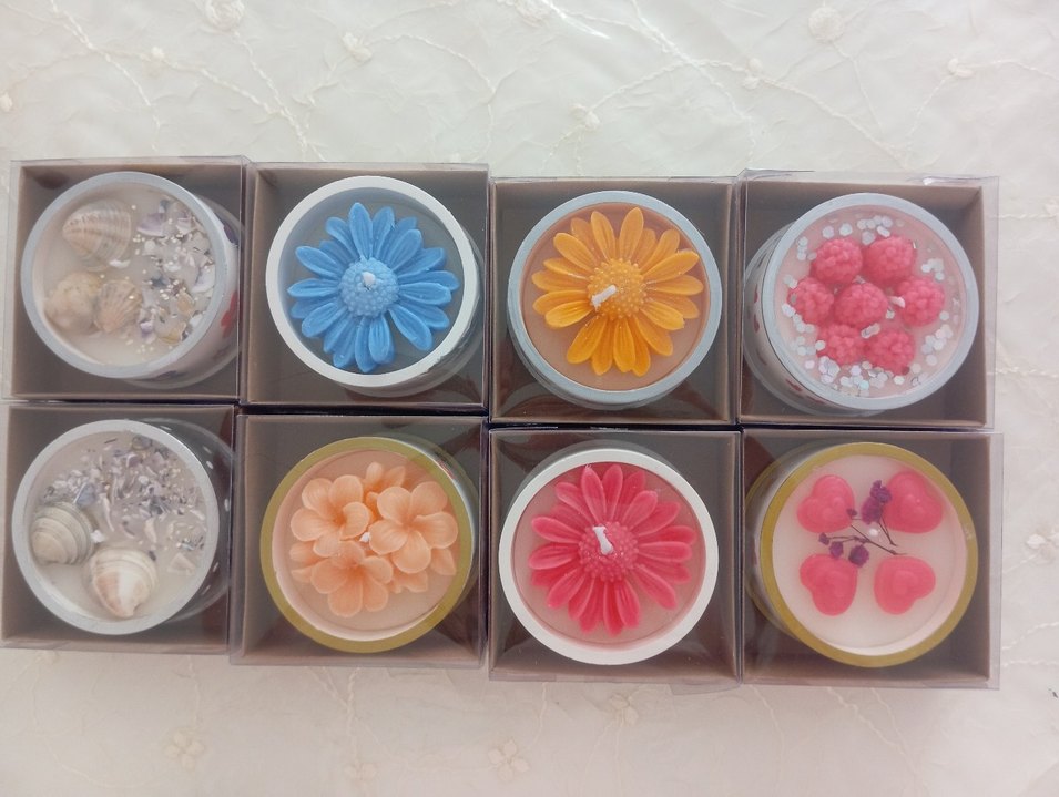 Çiçek ve Kalp Figürlü Renkli dekoratif Mum - Görsel 4