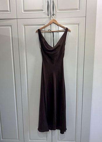 Zara Zara saten midi elbise