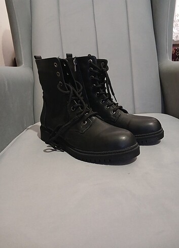 Kadın Bot  - Görsel 2