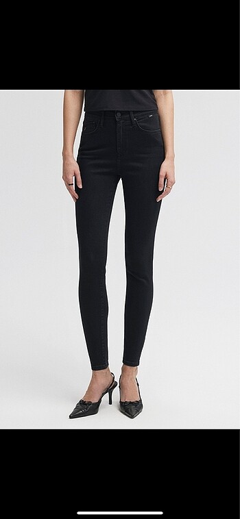 28 Beden Mavi Skinny Jean Pantolon