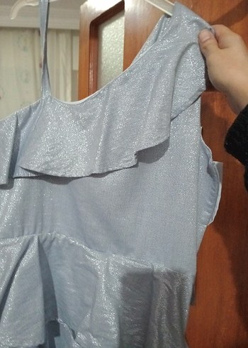 Kız Çocuk Gri Fırfırlı Askısız Elbise - Görsel 2