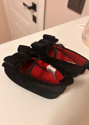 Kız Çocuk Siyah Kadife Babet Ayakkabı - Görsel 3