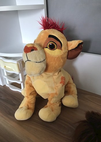 Fisher Price Renkli Yumuşak Oyuncak Aslan
