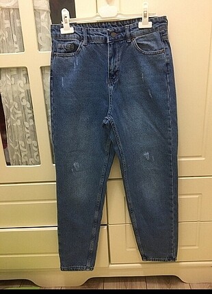 mom jean