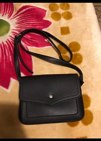 siyah mini çanta