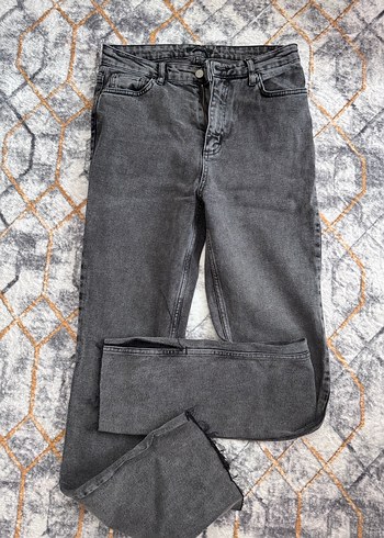 Milla Yırtmaç Detaylı Denim Pantolon