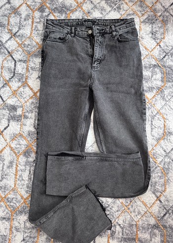 38 Beden Milla Yırtmaç Detaylı Denim Pantolon