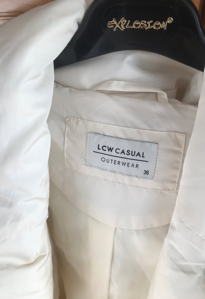 Düğmeli Beyaz Midi Kadın Ceket 36 beden mont - Görsel 2