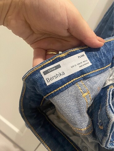 xs Beden Bershka İspanyol paça