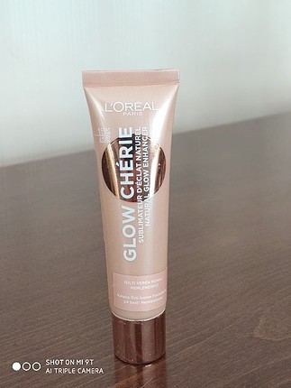 L'Oreal Paris Glow Cherie Renkli Nemlendirici - 01 Light