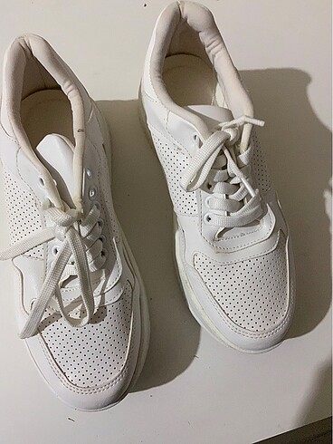 Pull and Bear Kadın Beyaz Spor Sneaker