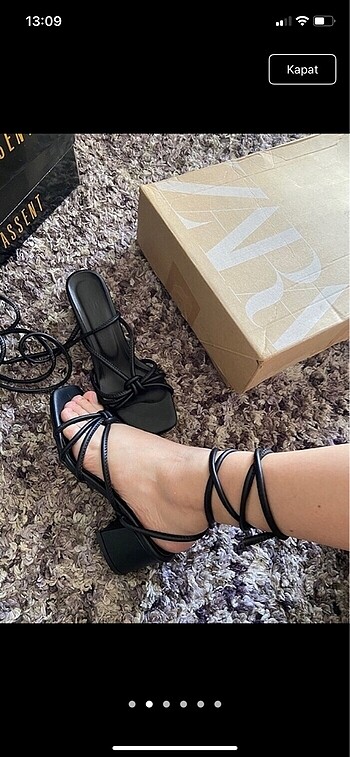 Zara Siyah İpli Sandalet