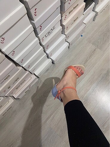 Zara İnce Topuk Ayakkabı