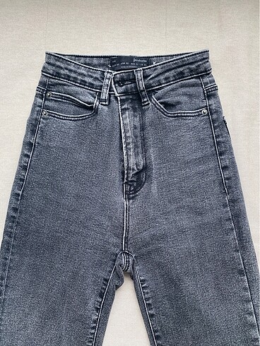 Stradivarius Mom Jean