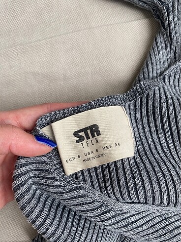 s Beden gri Renk Stradivarius sırtı açık top