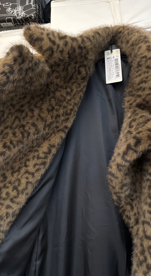 Leopar Desenli Uzun Kadın Suni Kürk - Görsel 4