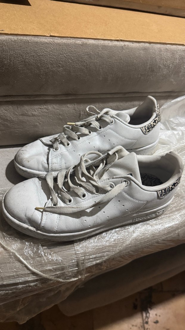 Beyaz Adidas Kadın Spor Ayakkabı - Görsel 3