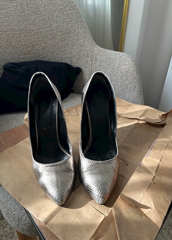 Gri Deri Yılan Desenli Tokalı Stiletto - Görsel 13