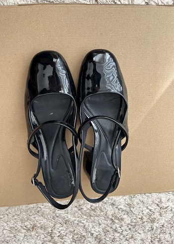 Kadın Siyah Rugan Tokalı Topuklu Ayakkabı - Görsel 2