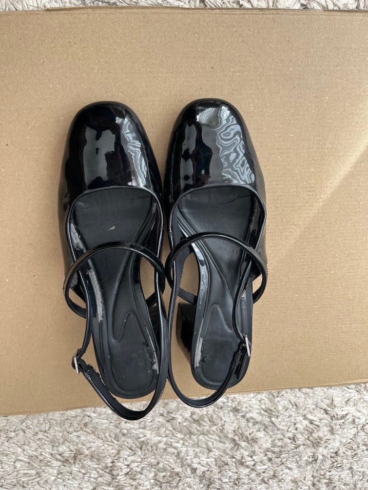 Kadın Siyah Rugan Tokalı Topuklu Ayakkabı - Görsel 2