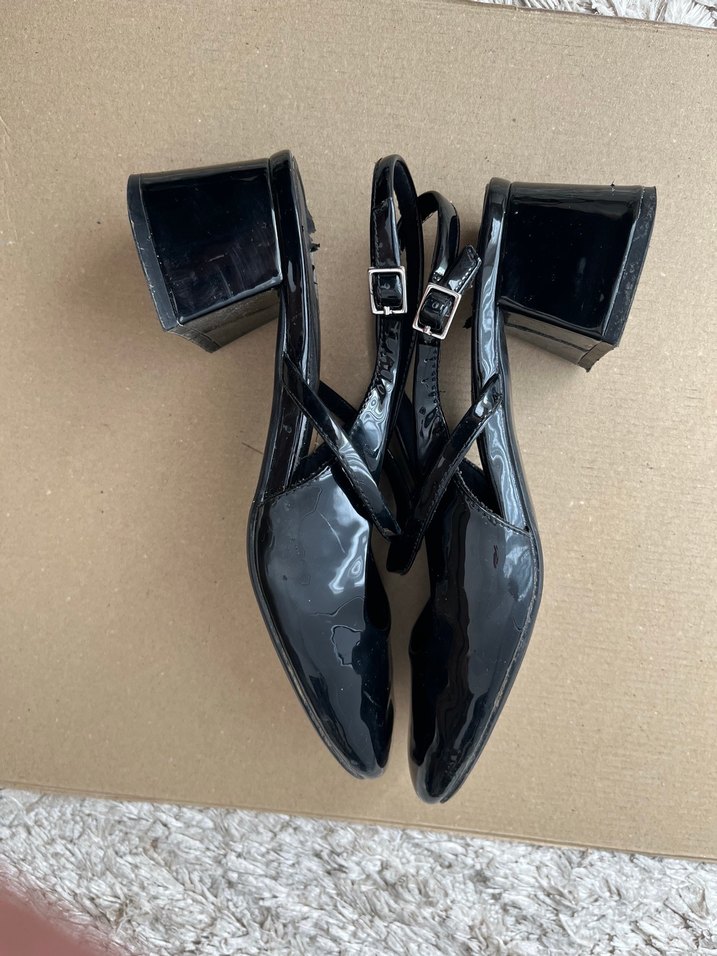 Kadın Siyah Rugan Tokalı Topuklu Ayakkabı - Görsel 5