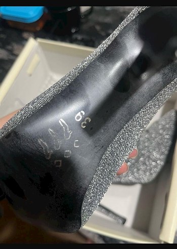 Gri Simli Stiletto Yılan Derisi Desenli Kadın Bot - Görsel 5