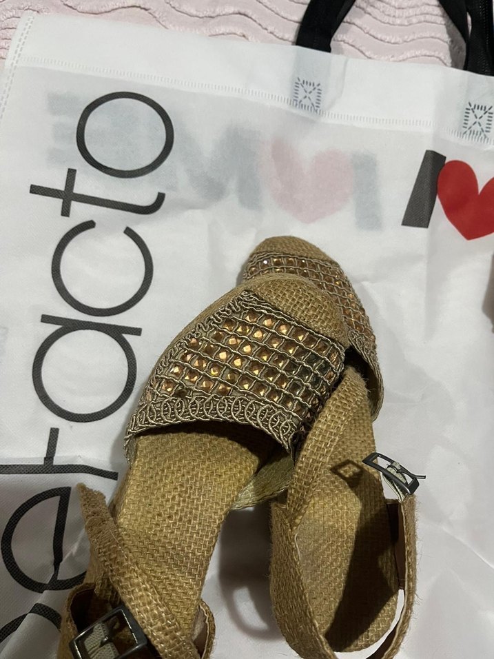 Dolgu topuklu - Görsel 3