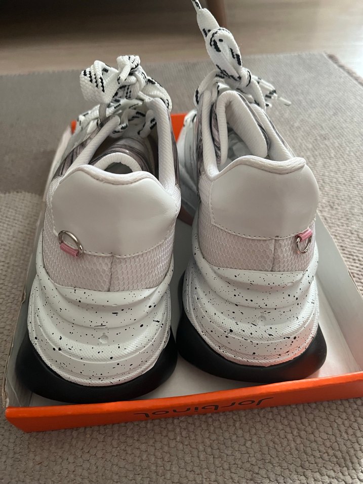 Beyaz Yılan Desenli Bağcıklı Spor Ayakkabı - Görsel 5