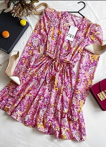 Zara Baharlık Elbise