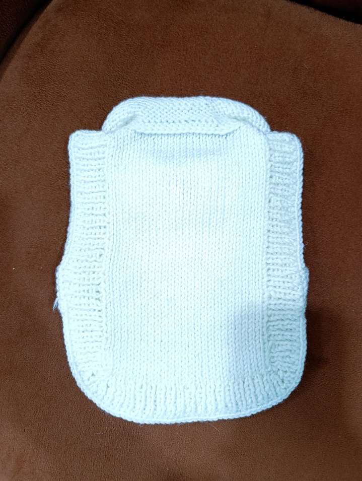 Nakışlı Beyaz Bebek Önlüğü - Görsel 2