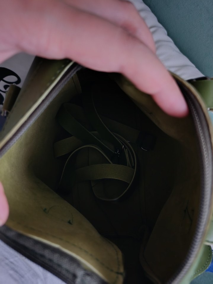 Yeşil Deri Tokalı Kadın Çanta - Görsel 4