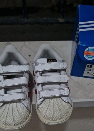 Adidas superstar